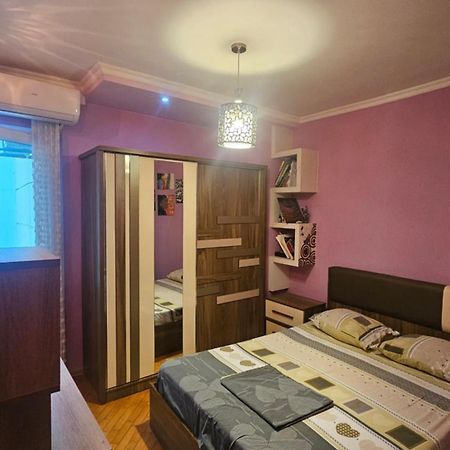 Nukri-2017 Apartment Batumi Bagian luar foto