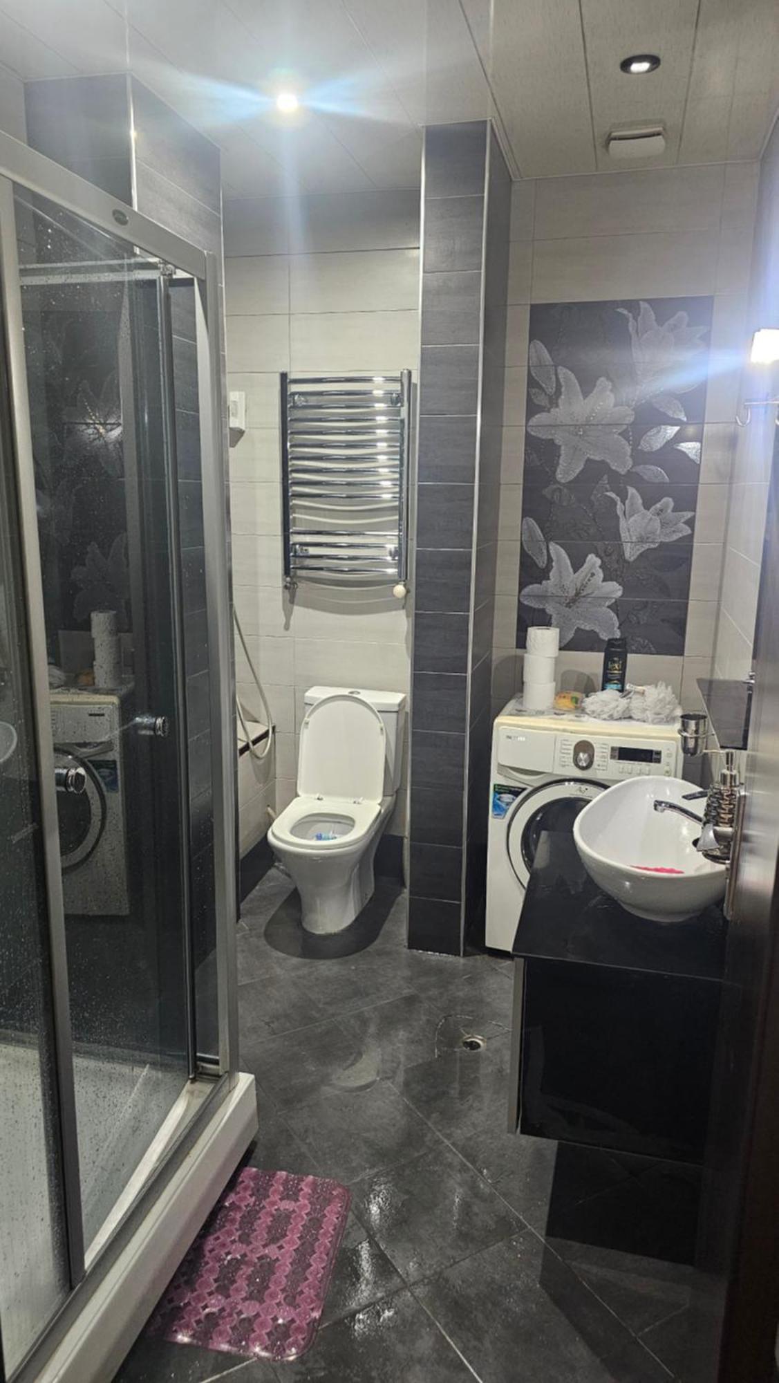 Nukri-2017 Apartment Batumi Bagian luar foto
